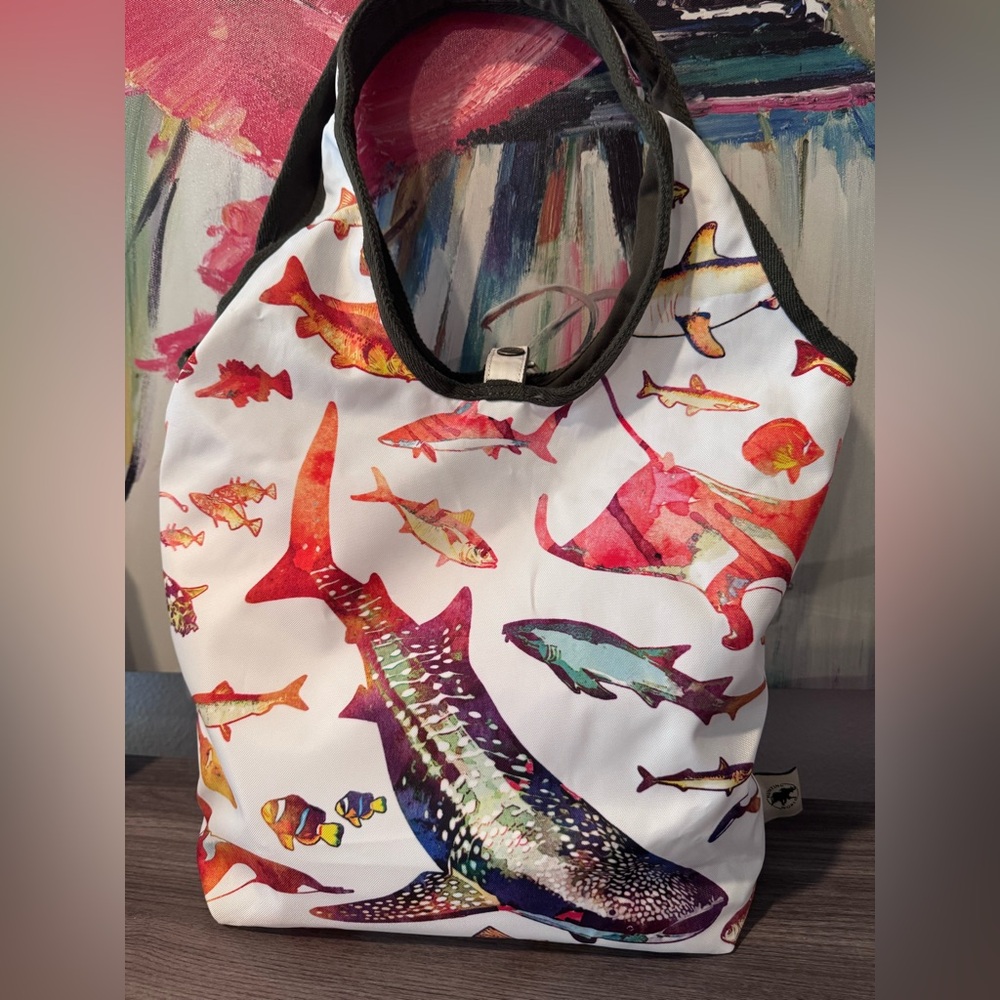 Hunting World Shark Fish Tote - Picture 4 of 10